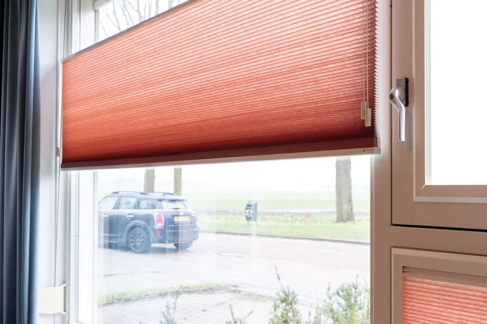 Vrijhangend Plisségordijn - Handmatig, Gemotoriseerd of Smart Home Compatible