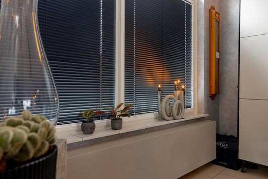Latende – jaloezie in een strak aluminium frame